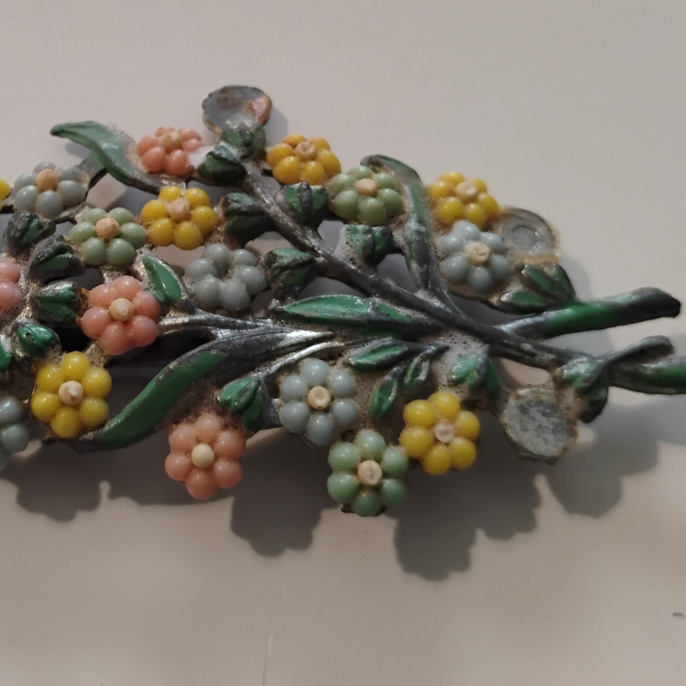 Vintage Floral Brooch with Multicolor Flowers